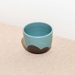 Tasse en céramique faite à la main par Roxane Charest Céramique (format espresso allongé)