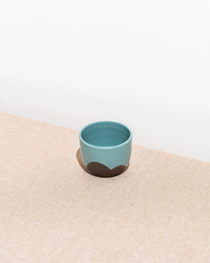 Tasse en céramique faite à la main par Roxane Charest Céramique (format espresso allongé)